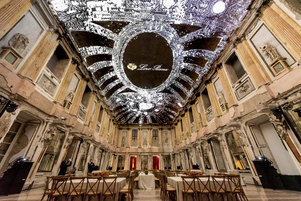 loro-piana-evento-cena-delle-mozzarelle-videomapping-sala loro-piana-cena-delle-mozzarelle-sala-cariatidi