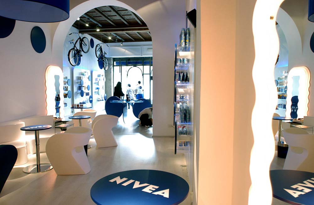nivea-temporary-shop-negozio-interno nivea-temporary-shop-interno